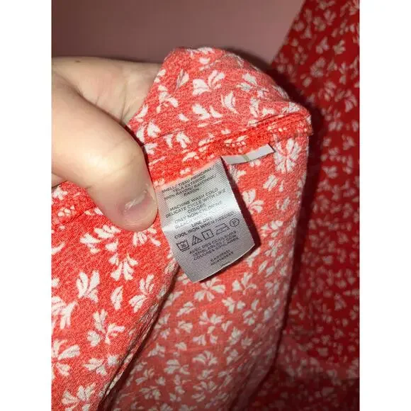 🛑 LAST CHANCE! Loft red with white dainty floral wrap dress size small - Picture 4 of 6